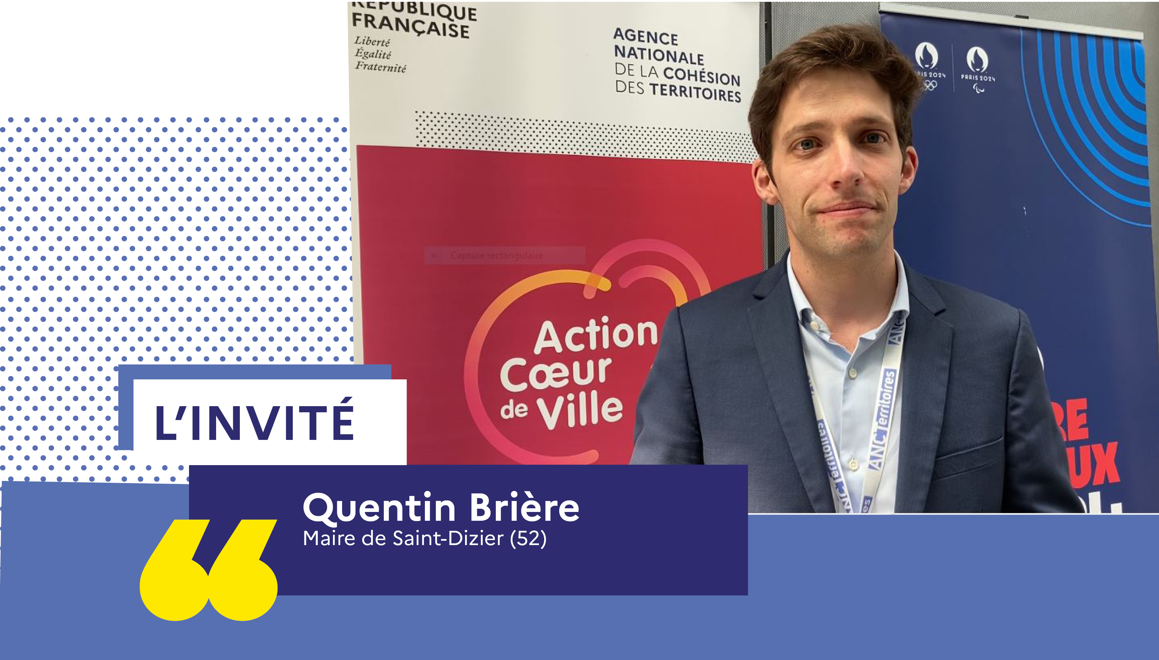 Portrait de Quentin Brière, cheveux chatains, courts, en veste et chemise bleues