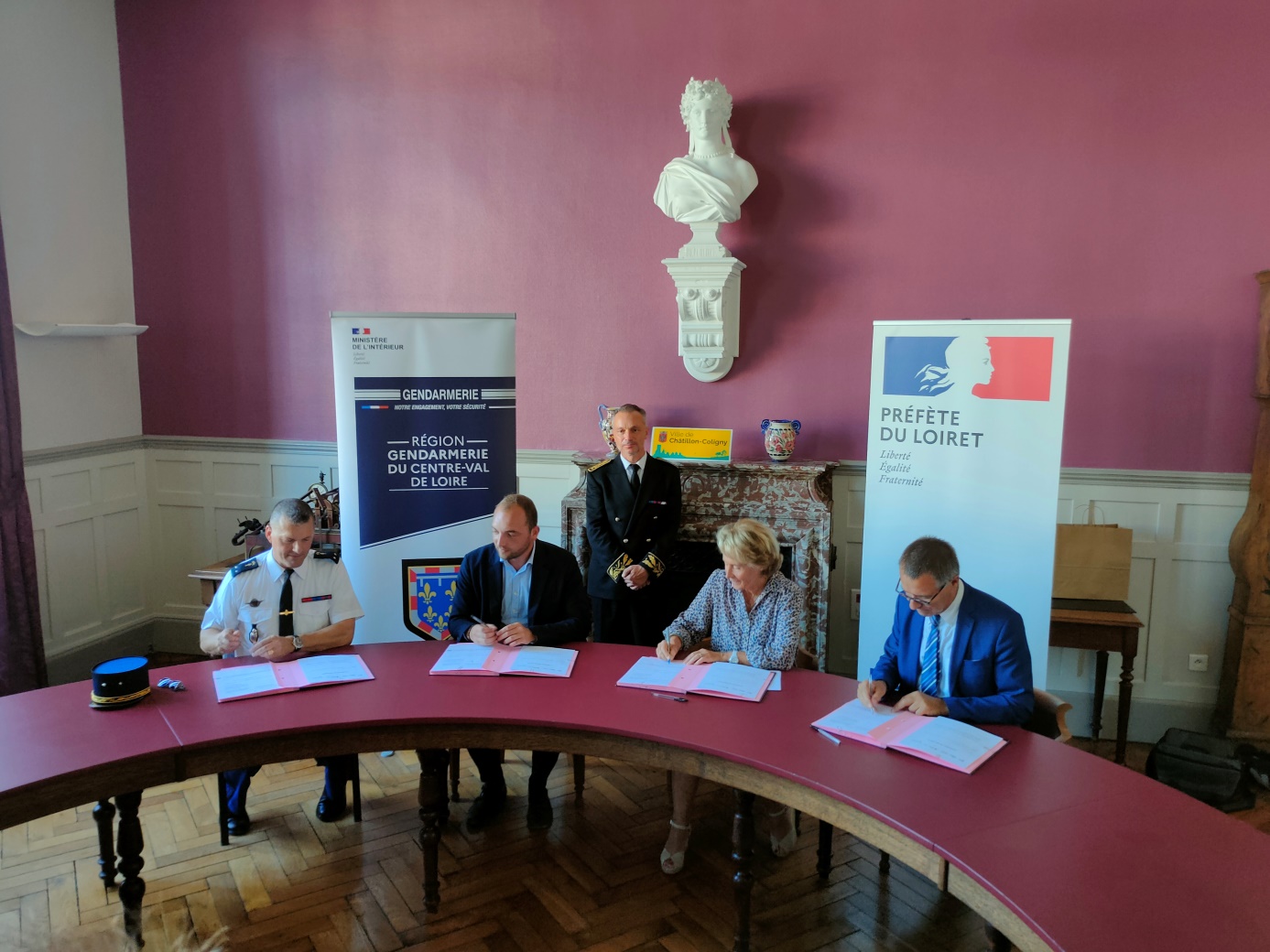 signature contrat de s&eacute;curit&eacute; - pvd